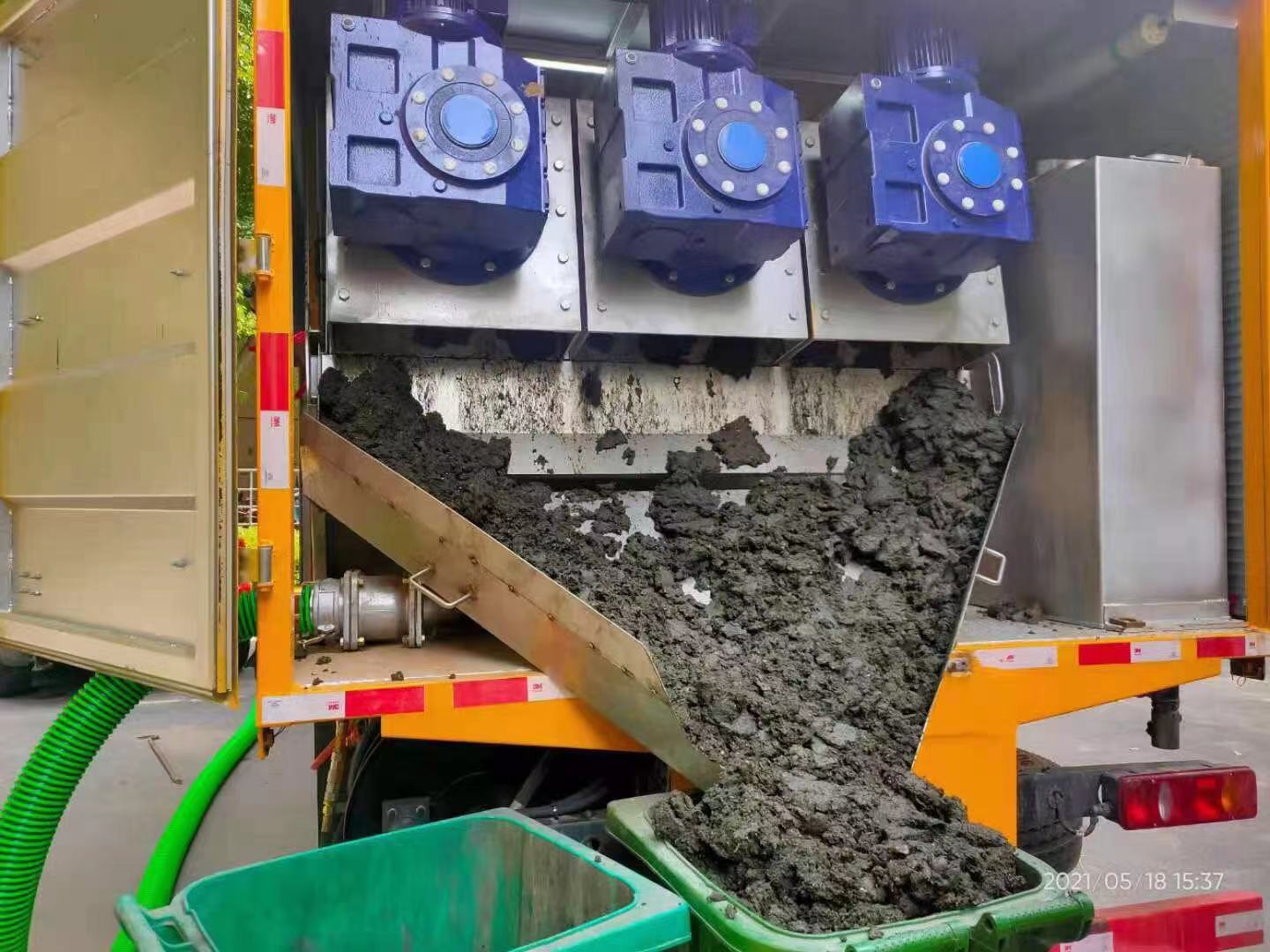 无极化粪池清掏城市维护站-泥浆净化干湿分离处理